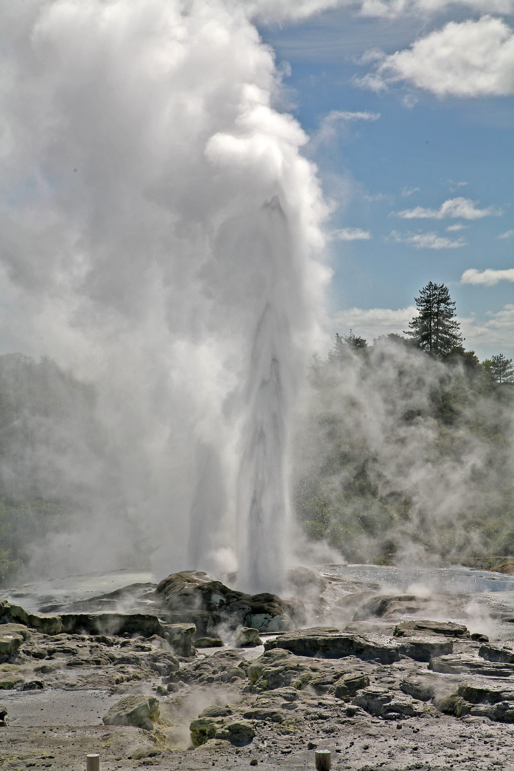 Guèiser Pōhutu a Rotorua