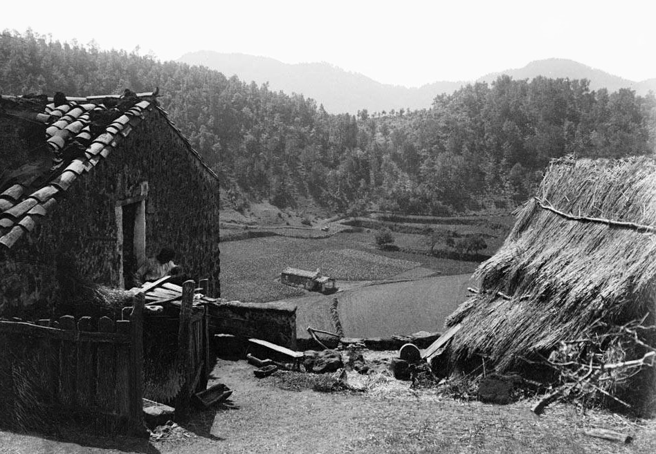 Ermita i cràter del volcà de Santa Margarida, Garrotxa - 1898