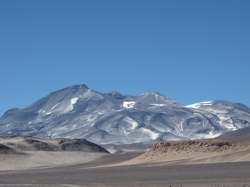 L’Ojos del Salado i el desert d’altura de la Puna d’Atacama